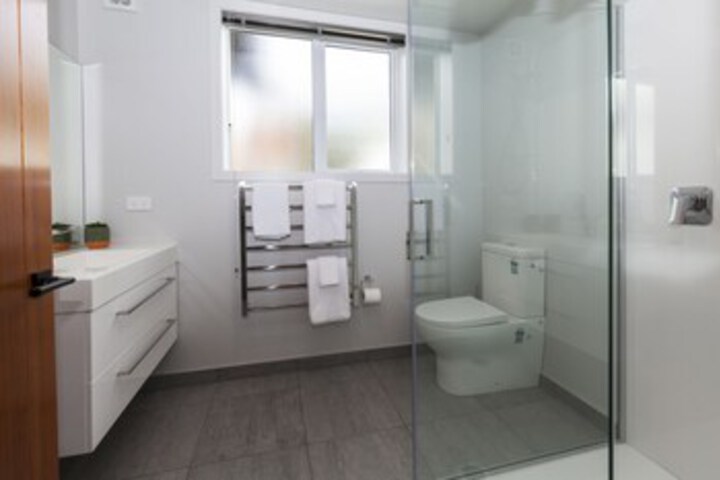 Room 3 of 17