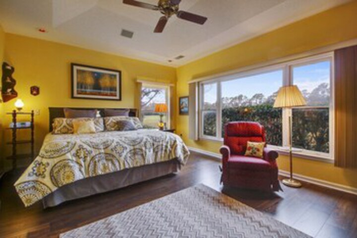 Room 16 of 20