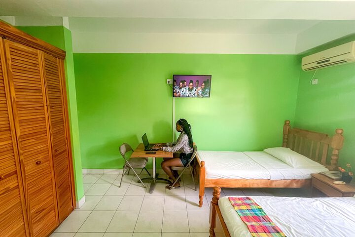 Room 18 of 92