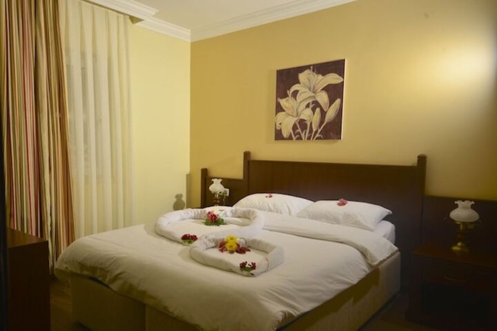 Room 14 of 17
