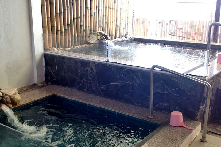 Spa 45 of 77