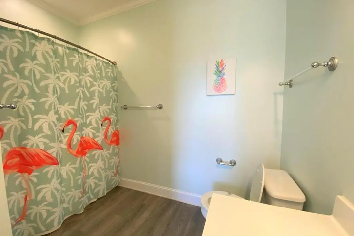Room 8 of 22