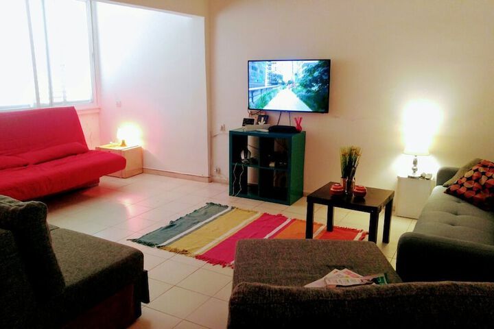 Room 9 of 32