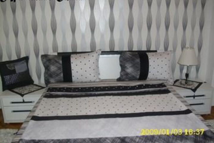 Room 15 of 22
