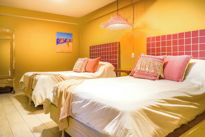 Room 3 of 38