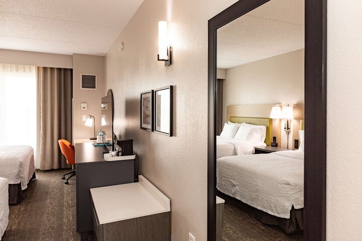 Room 28 of 50