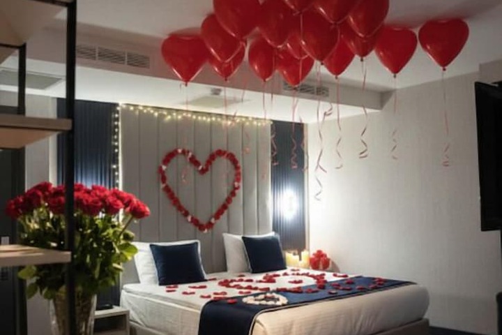 Room 17 of 49