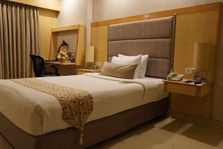 Room 19 of 61