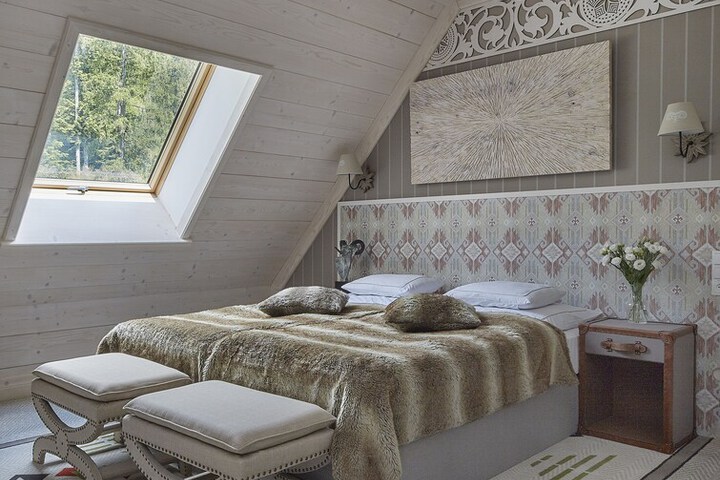 Room 4 of 94