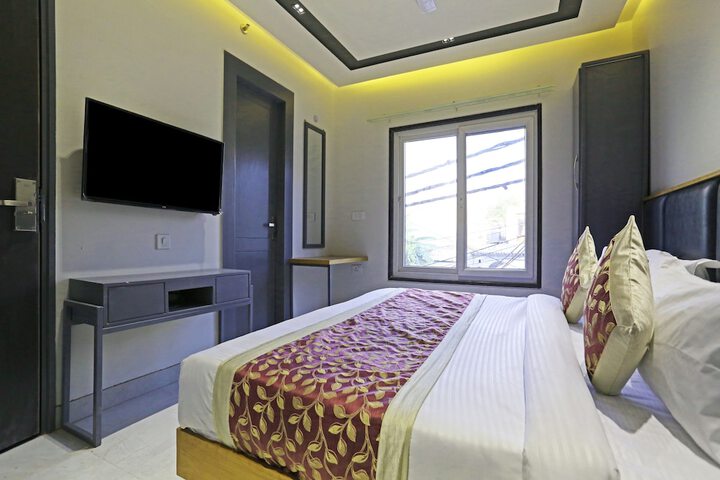 Room 8 of 54