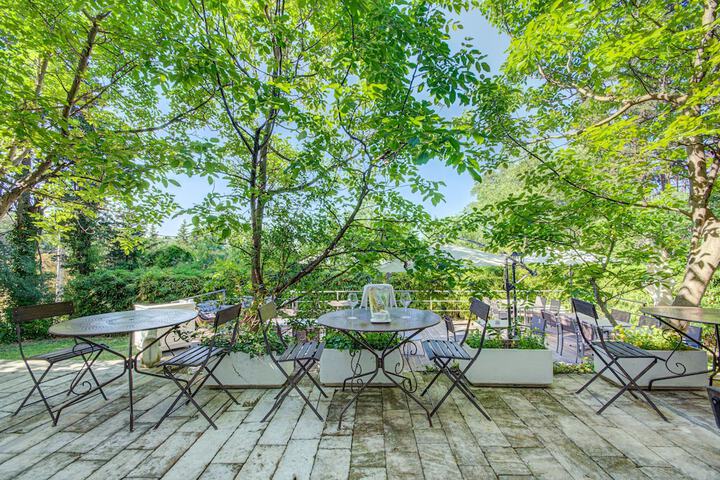 Terrace/Patio 28 of 61