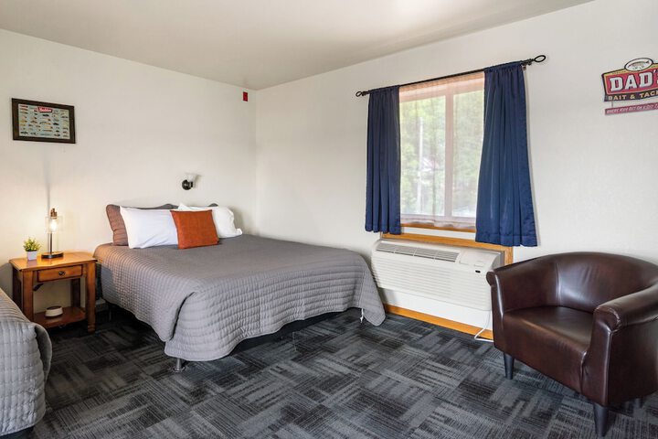 Room 43 of 154