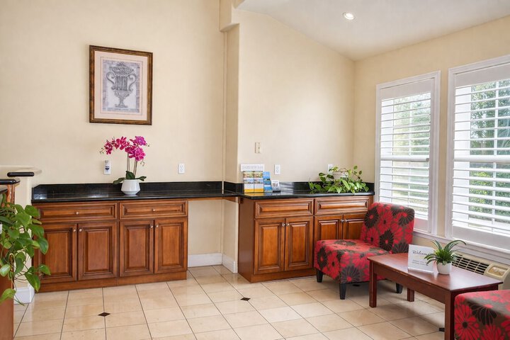 Guest Lobby