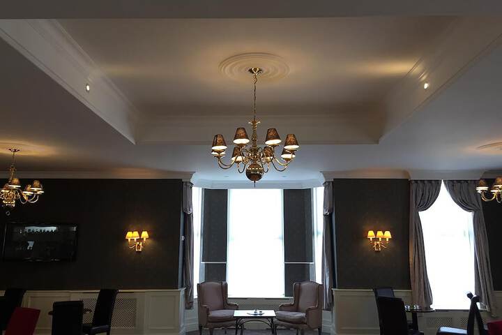 Hotel Interior 4 of 38