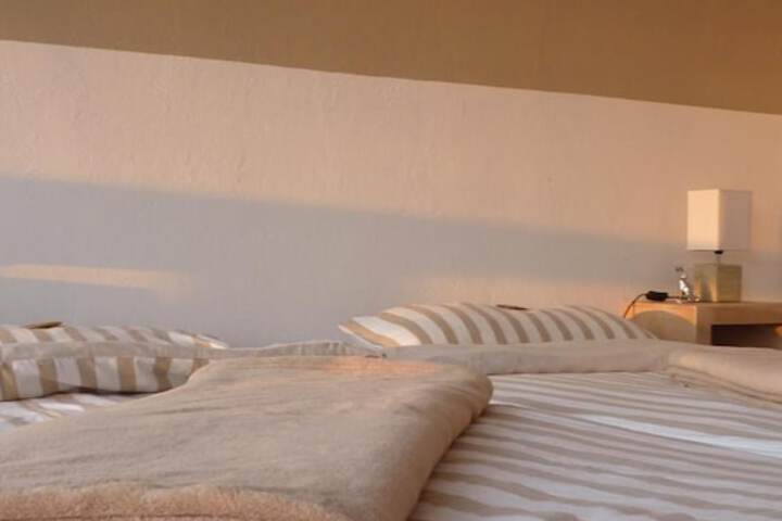 Room 13 of 54
