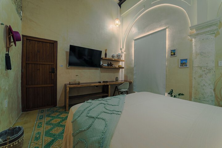 Room 5 of 70