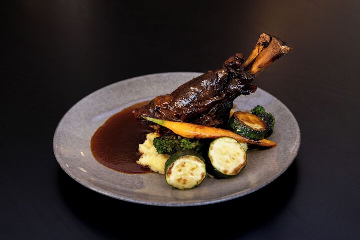 Dining 79 of 138