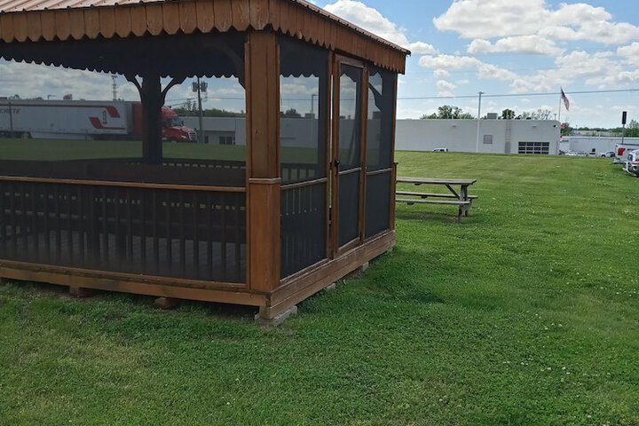 BBQ/picnic area