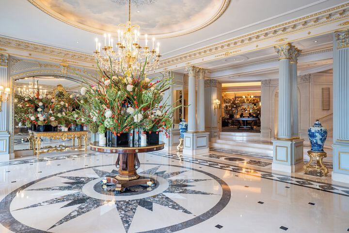 Entrance & Lobby