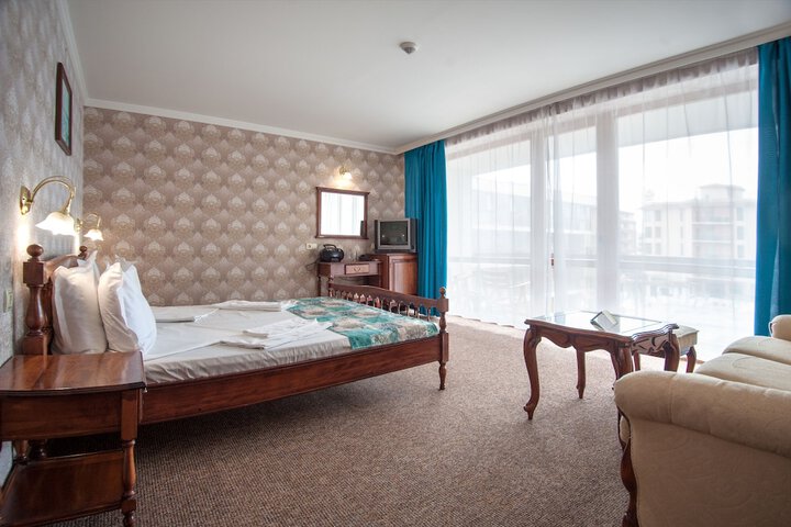 Room 9 of 51