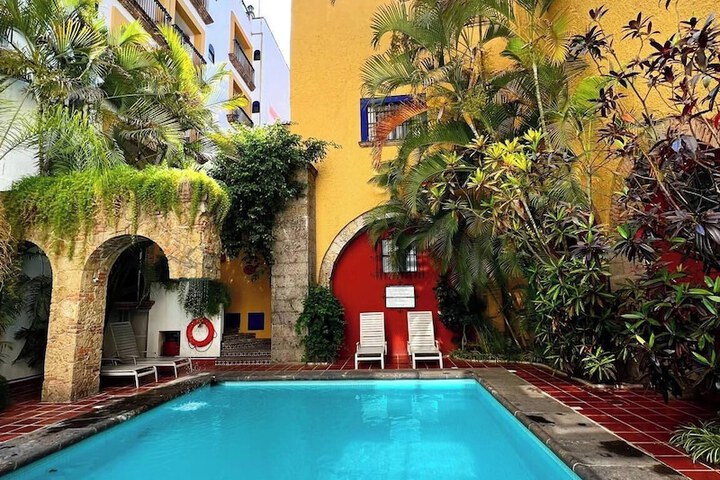 Pools & Facilities