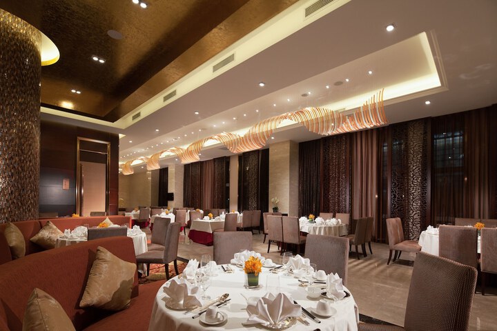 Dining Photos