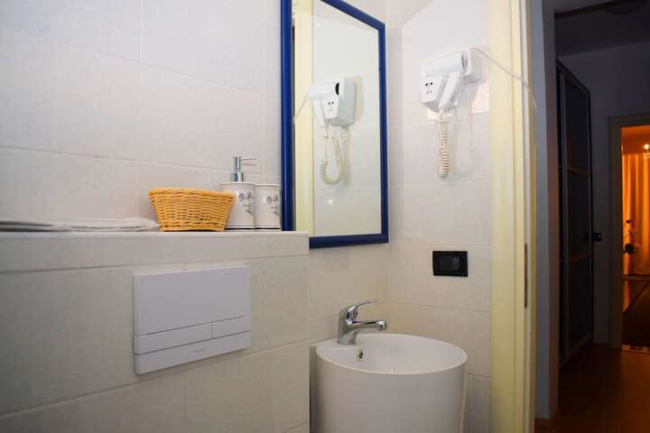 Room 34 of 55