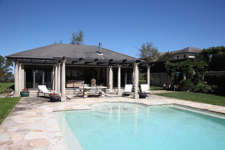 Pool 13 of 29