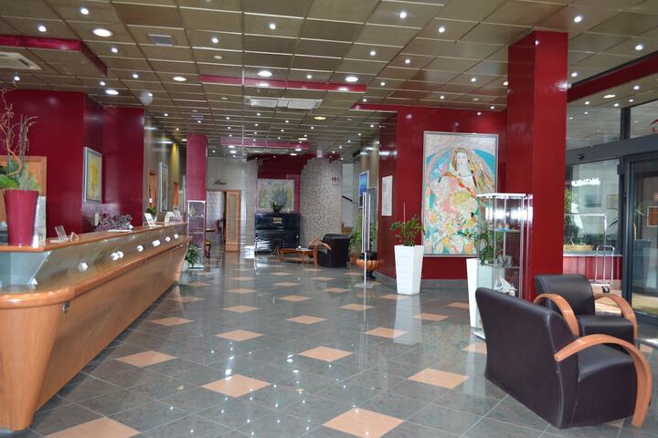 Hotel Interior 2 of 91