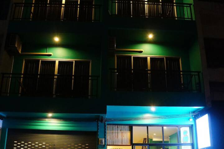 Hotel 32 of 33