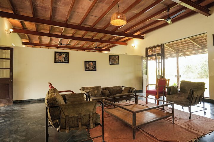 Hotel Interior 2 of 122