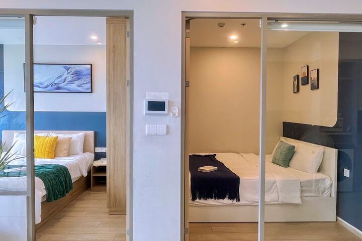 Room 112 of 299