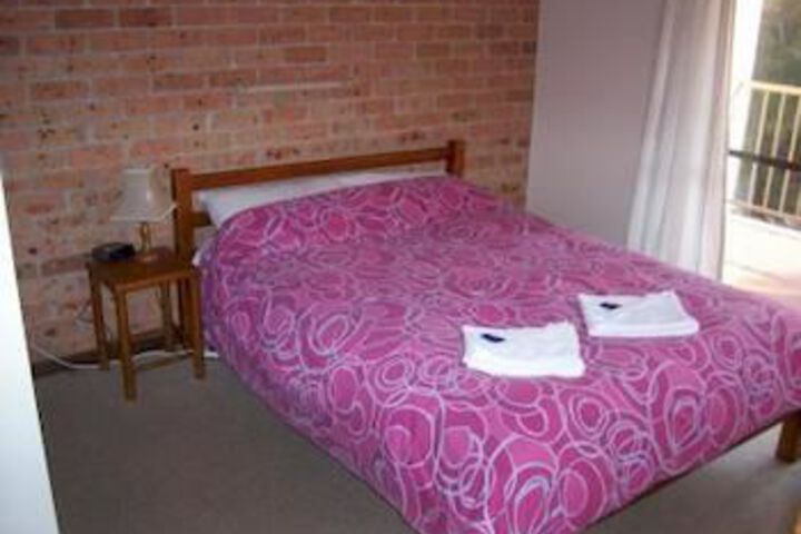 Room 7 of 17