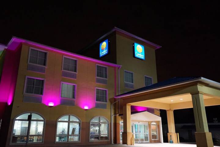 Front of property - evening/night