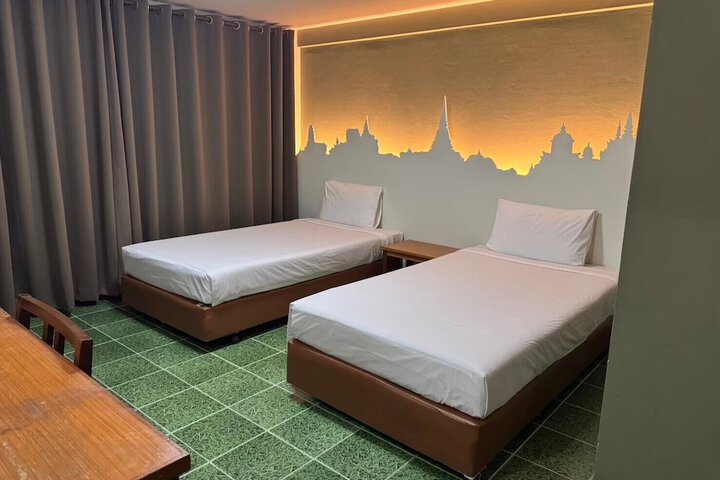 Room 10 of 63