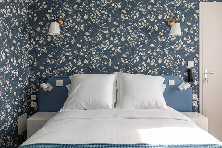 Room 16 of 35