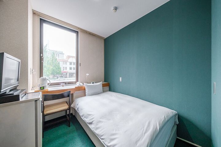 Room 51 of 139