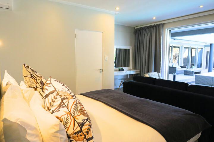Room 46 of 146