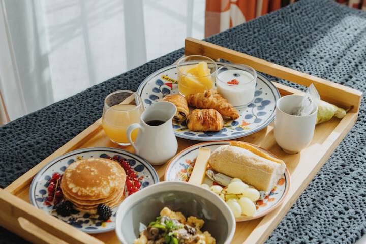 Breakfast/Coffee Service 83 of 93