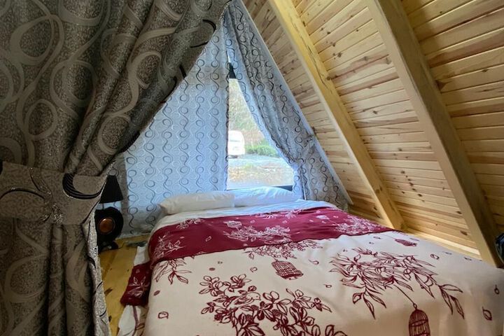 Room 2 of 12