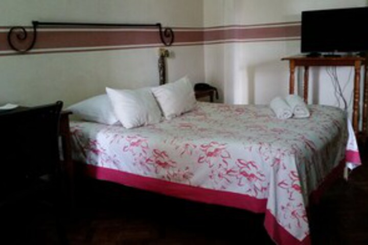 Room 10 of 23