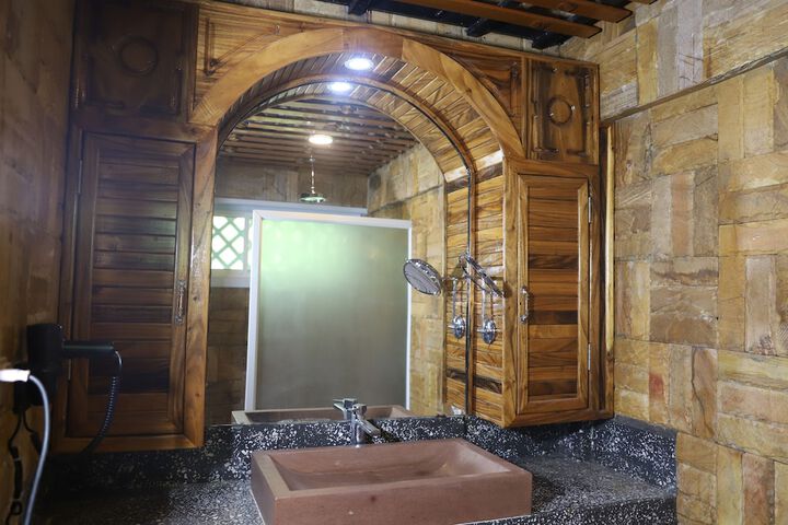 Room 30 of 70