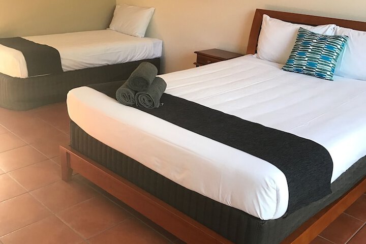Room 4 of 35