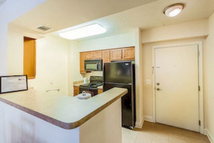 Room 16 of 34