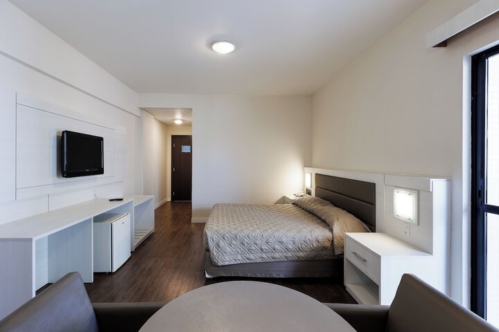 Room 19 of 34
