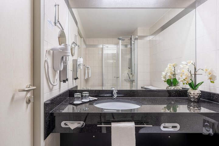 Clean Restrooms