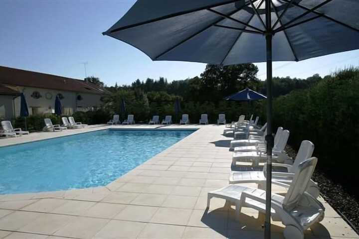 Hotel Pool