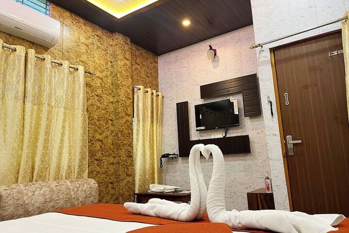 Room 4 of 31