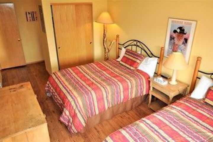 Room 92 of 195