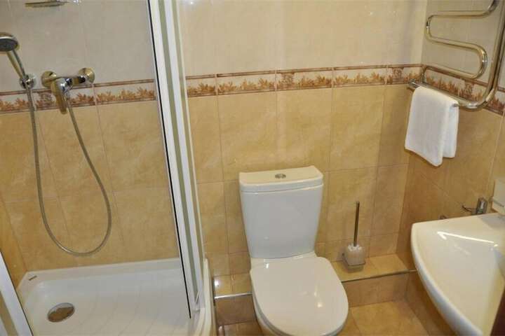 Room 14 of 23